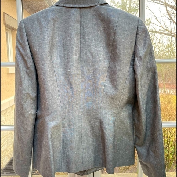 ❌SOLD❌ Tahari Linen Blazer - Picture 4 of 5